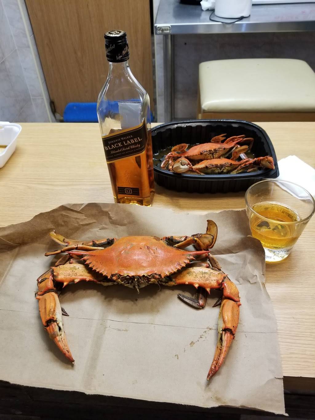 Famous Jays BBQ | restaurant | 5155 Haines Rd N #2602, St. Petersburg, FL 33714, USA | 7274407779 OR +1 727-440-7779