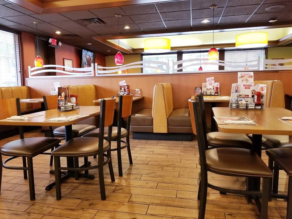 Dennys | restaurant | 12319 Dorsett Rd, Maryland Heights, MO 63043, USA | 3148788894 OR +1 314-878-8894