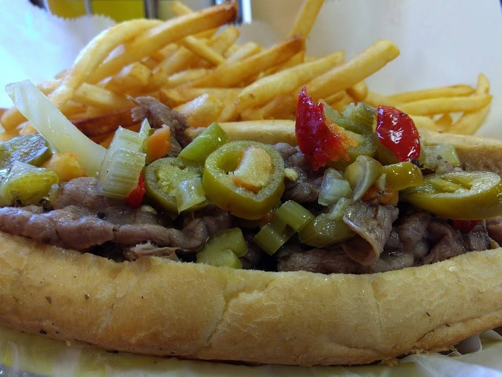 Chubbys Hot Dogs | restaurant | 9400 US-17, Maitland, FL 32751, USA | 4073313647 OR +1 407-331-3647