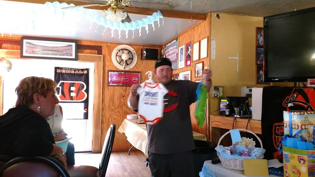 Staceys Place | restaurant | 4210 Harrison Ave, Cincinnati, OH 45211, USA | 5135741715 OR +1 513-574-1715