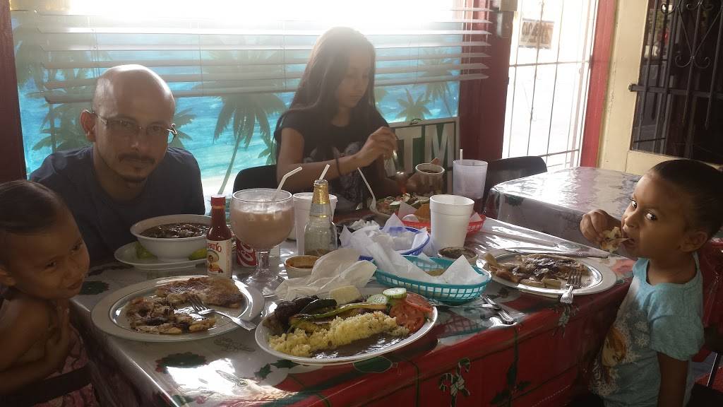 Sabor Latinos | restaurant | 4908 Fountain Ave, Los Angeles, CA 90029, USA | 3236631100 OR +1 323-663-1100