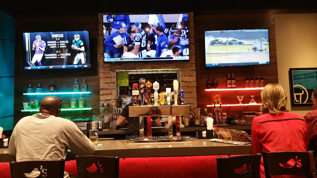 Chilis Grill & Bar | restaurant | 107 N Elmira Ave, Russellville, AR 72802, USA | 4794984431 OR +1 479-498-4431