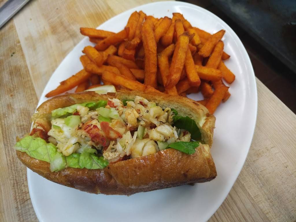 Nicks Lobster House | restaurant | 2777 Flatbush Ave, Brooklyn, NY 11234, USA | 7182537117 OR +1 718-253-7117