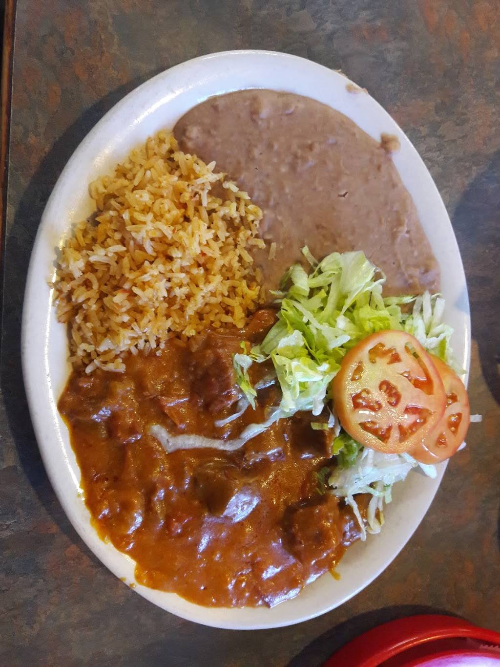 Taqueria El Tapatio | restaurant | 220 S Seguin Ave, New Braunfels, TX 78130, USA | 8306088036 OR +1 830-608-8036