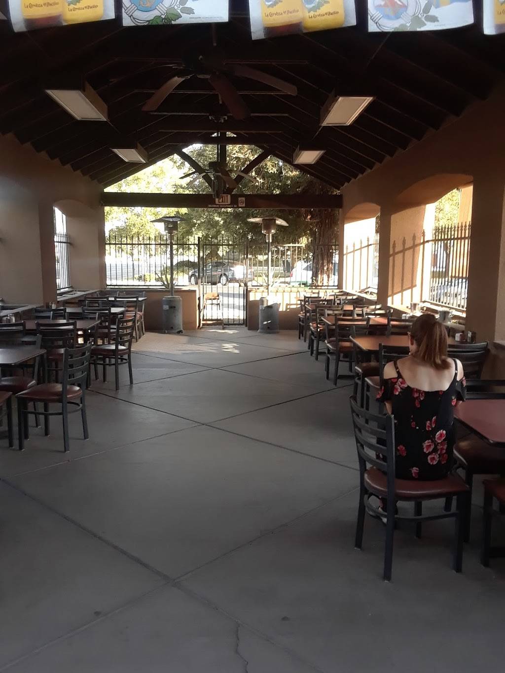 Alejandras | Mexican Restaurant | restaurant | 449 E Pine St, Exeter, CA 93221, USA | 5595927179 OR +1 559-592-7179