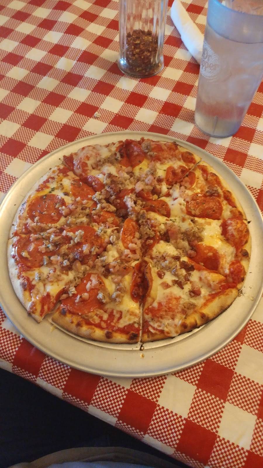 Doras Pizza | restaurant | 35562 US-27, Haines City, FL 33844, USA | 8634226474 OR +1 863-422-6474