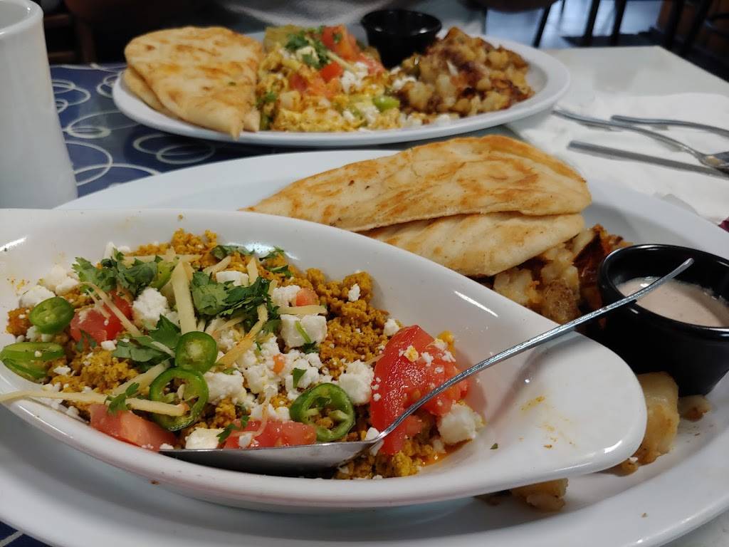 Pelican Restaurant | restaurant | 610 Lake Ave, Lake Worth, FL 33460, USA | 5615824992 OR +1 561-582-4992