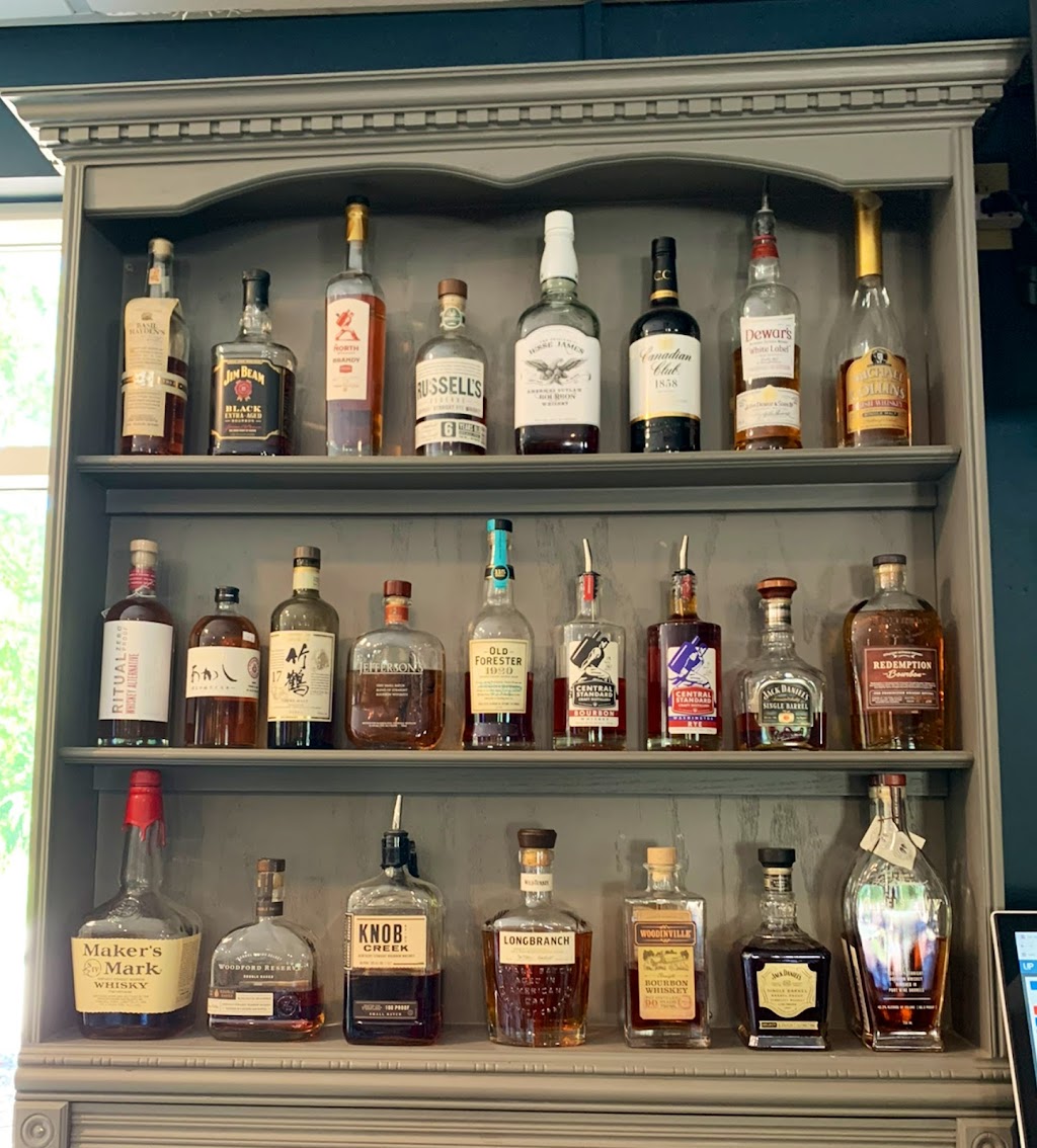 Clubhouse Bar & Grill | restaurant | 4285 S Sunny Slope Rd Ste A, New Berlin, WI 53151, USA | 2627849779 OR +1 262-784-9779