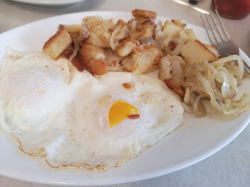 Gulfport Family Restaurant | restaurant | 2025 49th St S, Gulfport, FL 33707, USA | 7273212628 OR +1 727-321-2628