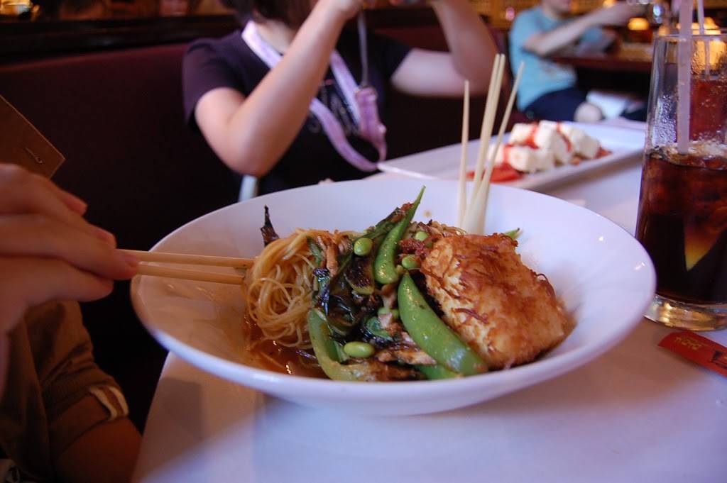 The Hollywood Brown Derby | restaurant | 351 South Studio Dr N, Orlando, FL 32830, USA | 4079393463 OR +1 407-939-3463