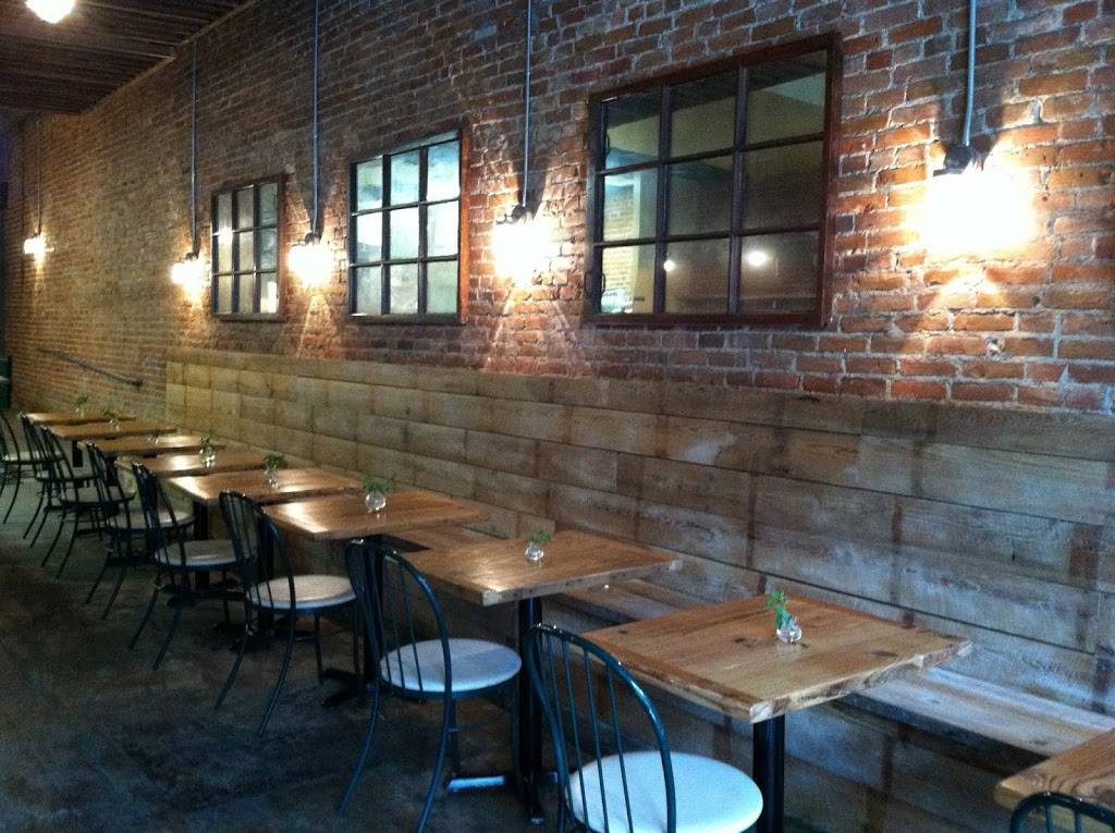 Kitchen Table | cafe | 1415 Farnam St, Omaha, NE 68102, USA | 4029332810 OR +1 402-933-2810