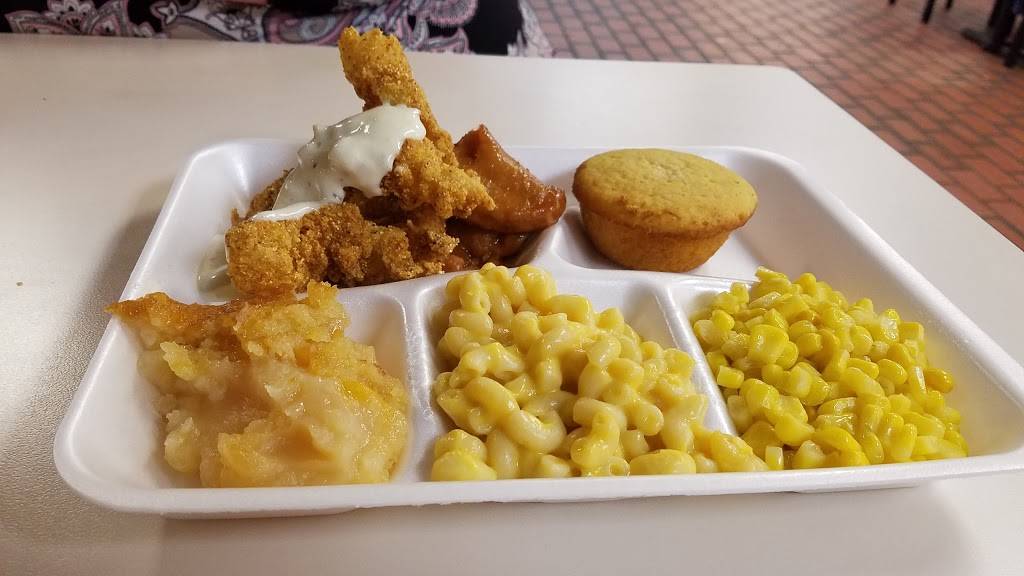 Hartz Chicken Buffet | restaurant | 8 Uvalde Rd, Houston, TX 77015, USA | 7134509935 OR +1 713-450-9935