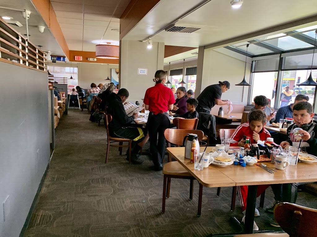 IHOP | restaurant | 3780 S Maryland Pkwy, Las Vegas, NV 89119, USA | 7027370375 OR +1 702-737-0375