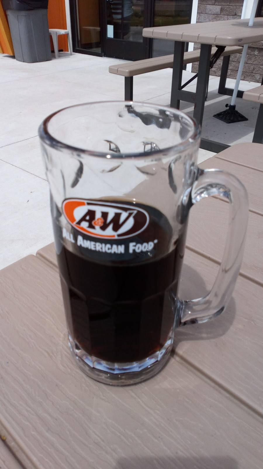 A&W Restaurant | restaurant | 804 S Pacific St, Spencer, WI 54479, USA | 7153681144 OR +1 715-368-1144