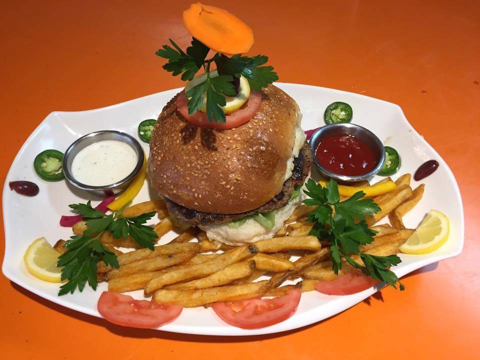 White Palace Restaurant & Grill | restaurant | 40768 Ryan Rd, Sterling Heights, MI 48310, USA | 5869394000 OR +1 586-939-4000