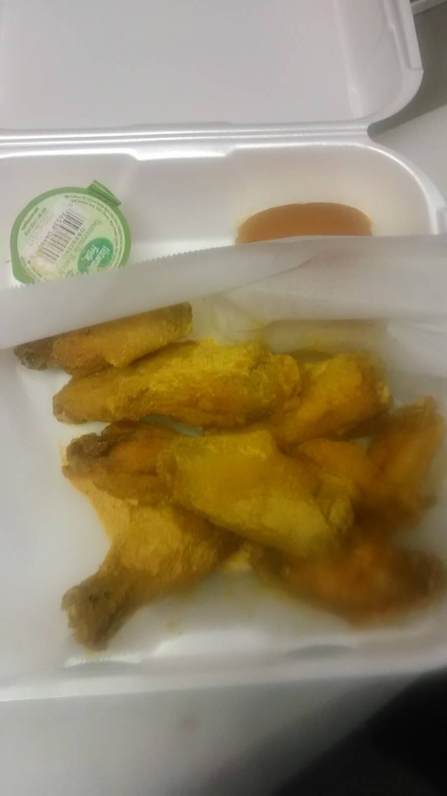 Dixie Queen | restaurant | 5740 Mt Moriah Rd, Memphis, TN 38115, USA | 9016129666 OR +1 901-612-9666