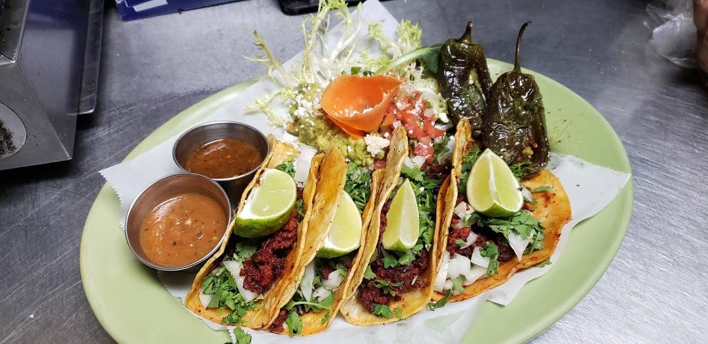 Mariachis Mexican Restaurant | restaurant | 1100, 2669 Geer Rd, Turlock, CA 95382, USA | 2096327662 OR +1 209-632-7662