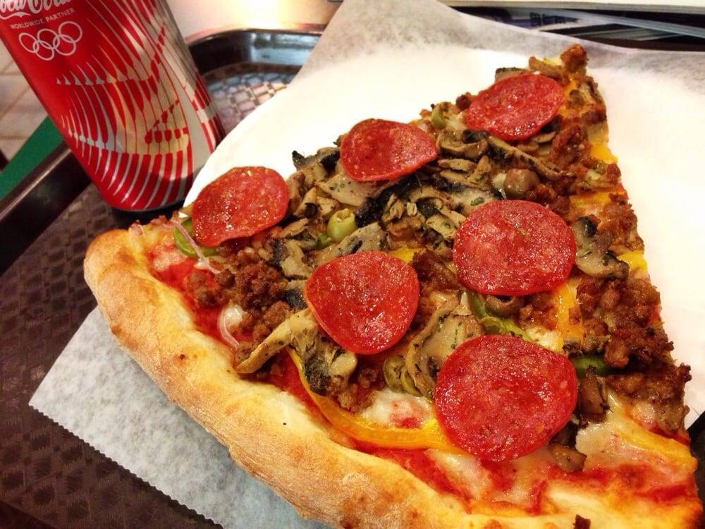 Cafe Luigi Pizza | meal delivery | 2548 N Clark St, Chicago, IL 60614, USA | 7734040200 OR +1 773-404-0200