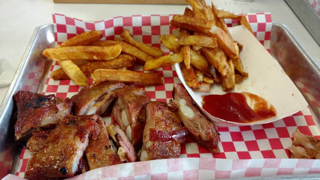 Grandpa Johns Rib Shack | restaurant | 2328 W Willow Knolls Dr, Peoria, IL 61614, USA | 3096899970 OR +1 309-689-9970