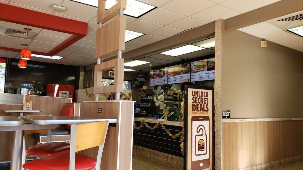 Burger King | restaurant | 10849 US-441, Leesburg, FL 34788, USA | 3527425186 OR +1 352-742-5186