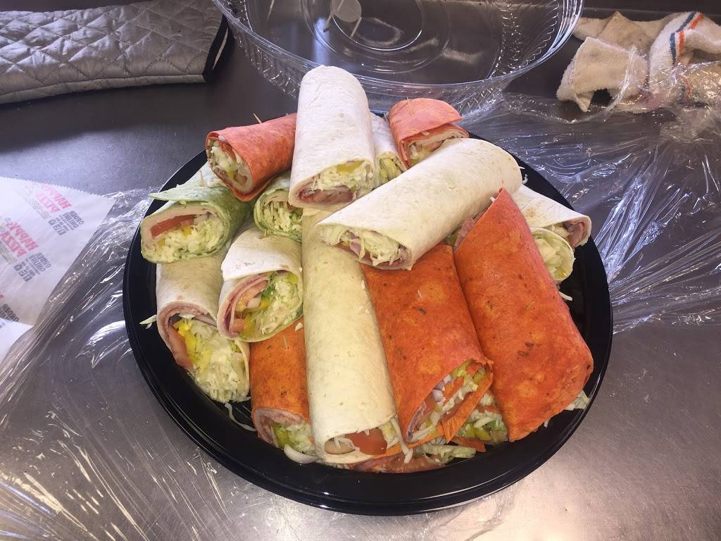 Happys Pizza | meal delivery | 13700 W Nine Mile Rd, Oak Park, MI 48237, USA | 2485438888 OR +1 248-543-8888