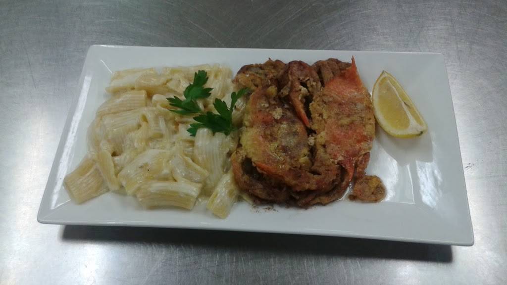 Rooks Corner Uic | restaurant | 625 S Ashland Ave, Chicago, IL 60607, USA | 3125296050 OR +1 312-529-6050