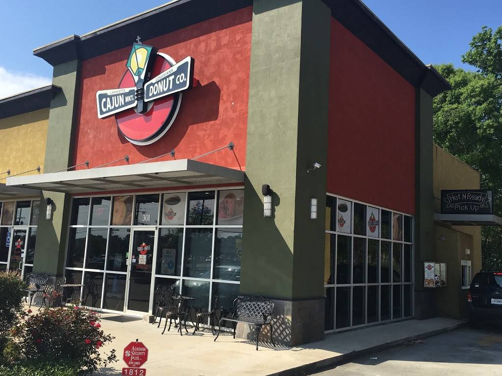 Cajun Market Donut Company | bakery | 1812 W Pinhook Rd, Lafayette, LA 70508, USA | 3375044242 OR +1 337-504-4242